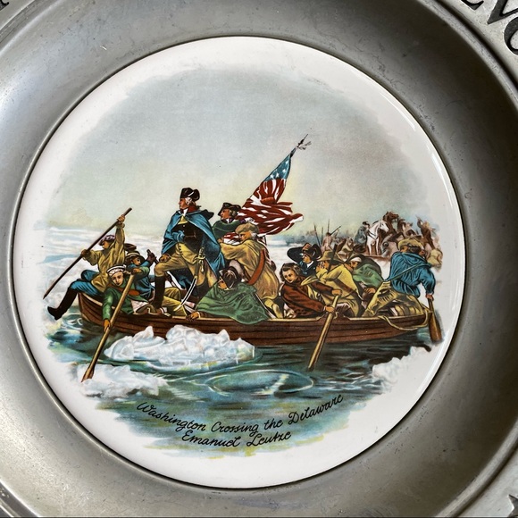 AMERICAN REVOLUTION PEWTER PLATE SET OF TWO W/PORCELAIN CENTER - DAR - Picture 7 of 12